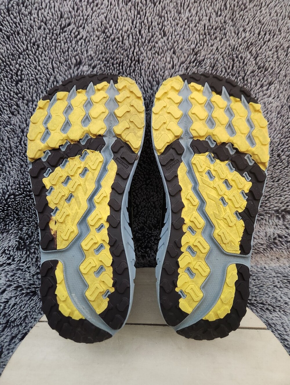 Altra outroad Trail Running Sneakers Gray Fuchsia Hiking Walk Womens Size 8.5 - Picture 8 of 9